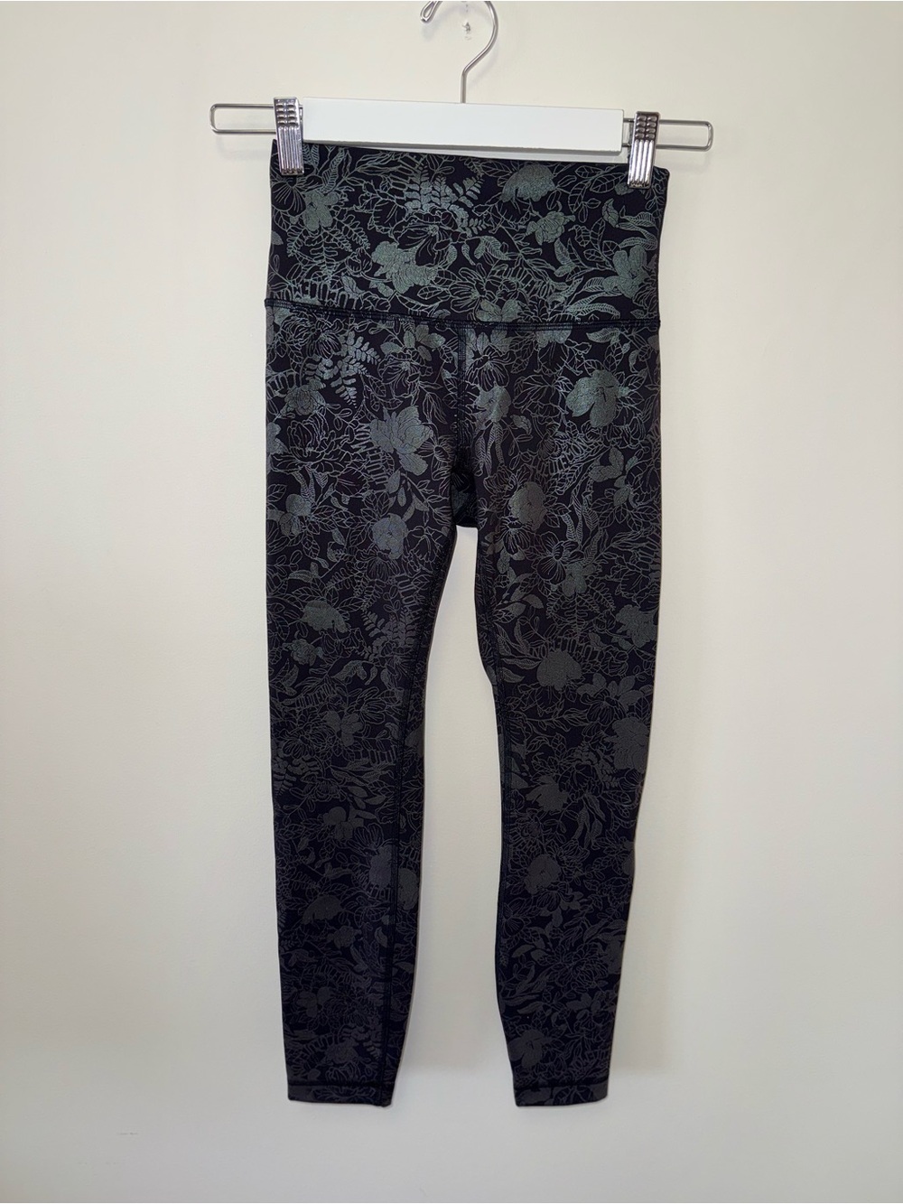 lululemon (4) Wunder Train High Rise Floral Pattern Leggings